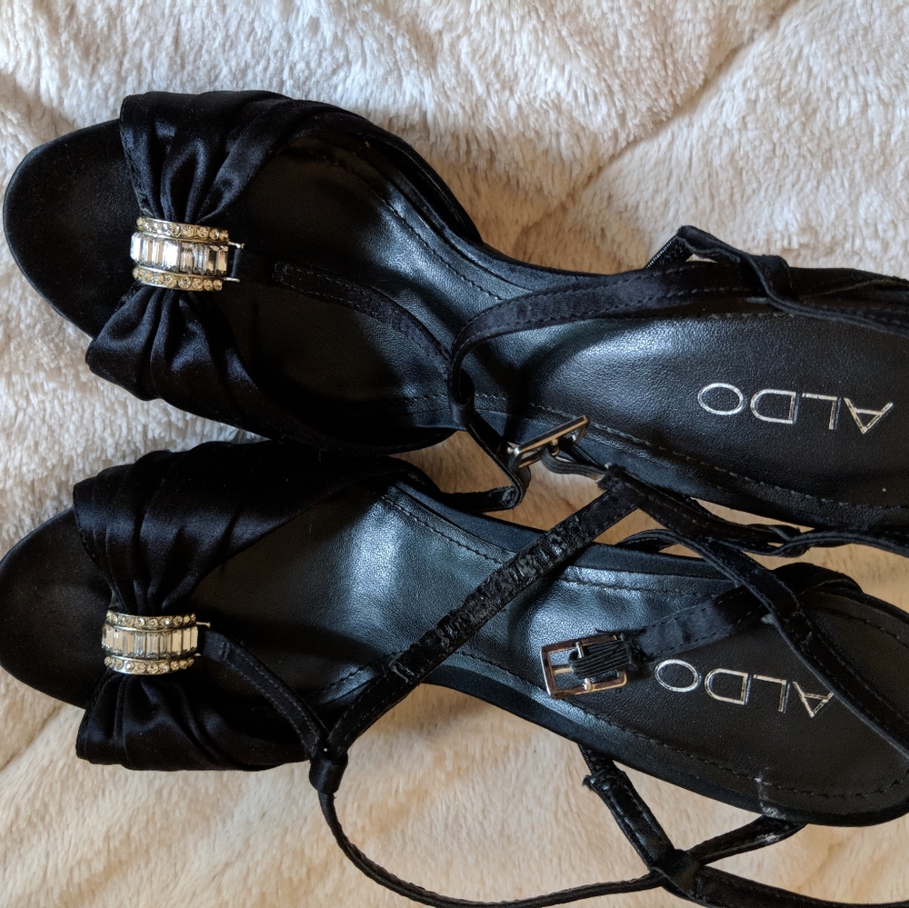 Black Satin pump with crystal detail Size 9